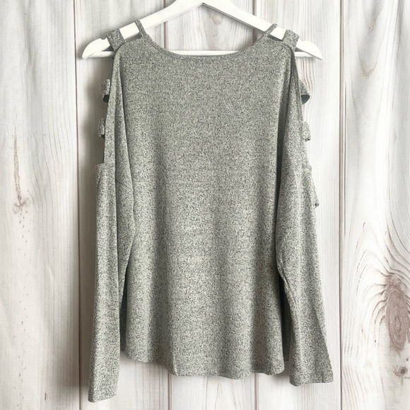 Silver Knit Top - Picture 8 of 8